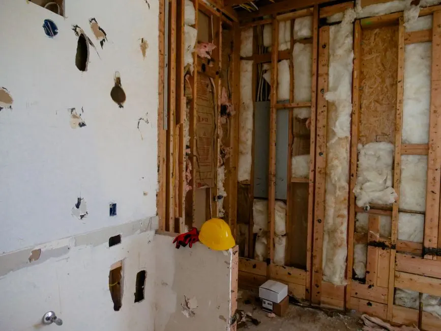 Insulation contractor near me for Milwaukie homes